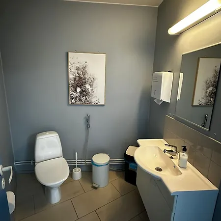 Jaeaeskaen Loma Antin Tupa, Tetrisnurkka Hostel Alahaermae